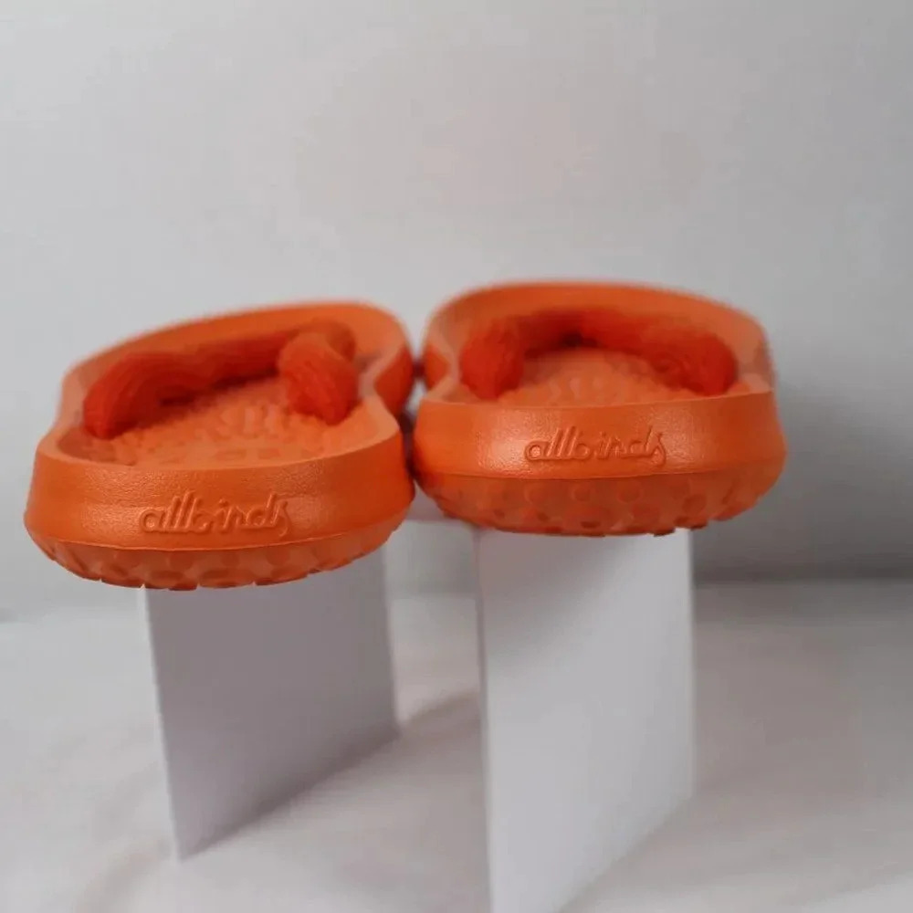 allbirds  - Picture 4 of 10